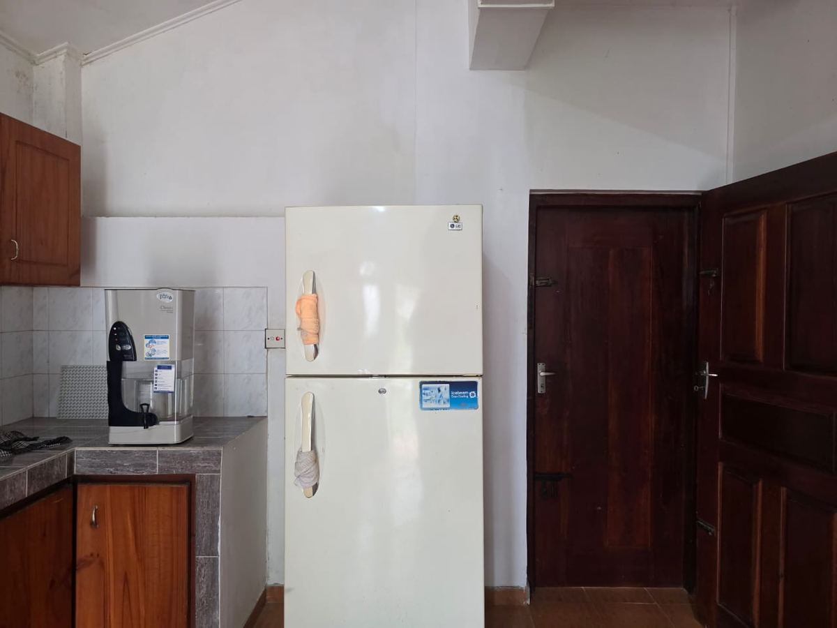 Ja-Ela Serenity Villa kitchen